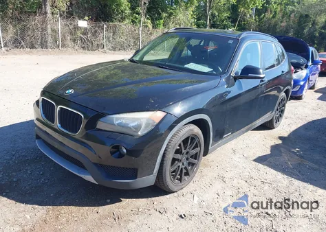 2013 BMW X1 xDrive28I из США, поврежденный, VIN WBAVL1C53DVR86592